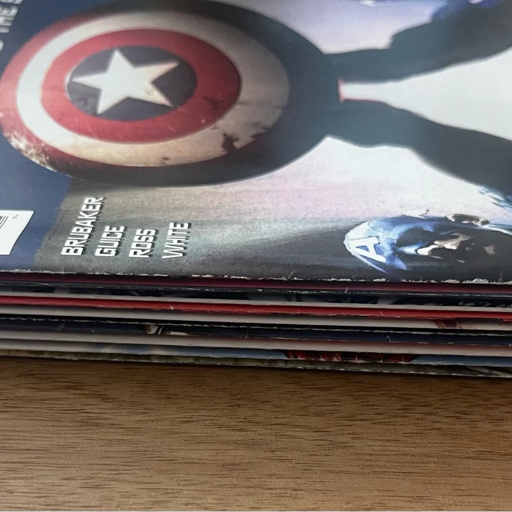Marvel bundle Comic Books - Picture 3 of 8